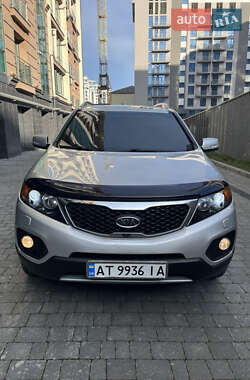 Позашляховик / Кросовер Kia Sorento 2010 в Івано-Франківську