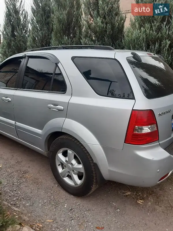 Внедорожник / Кроссовер Kia Sorento 2006 в 