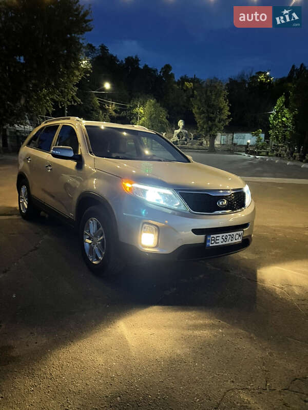 Внедорожник / Кроссовер Kia Sorento 2014 в Николаеве