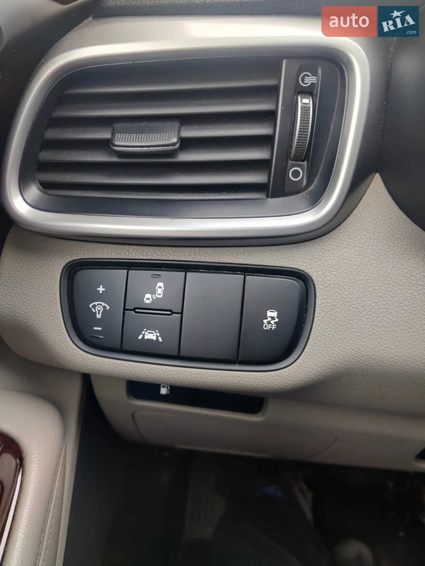 2017 Kia Sorento - мініатюра 4