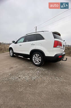 Позашляховик / Кросовер Kia Sorento 2011 в Житомирі