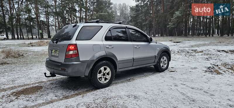 Внедорожник / Кроссовер Kia Sorento 2004 в Сумах