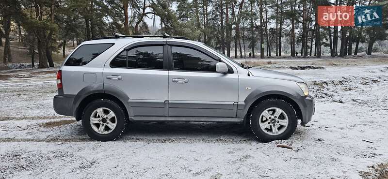 Внедорожник / Кроссовер Kia Sorento 2004 в Сумах