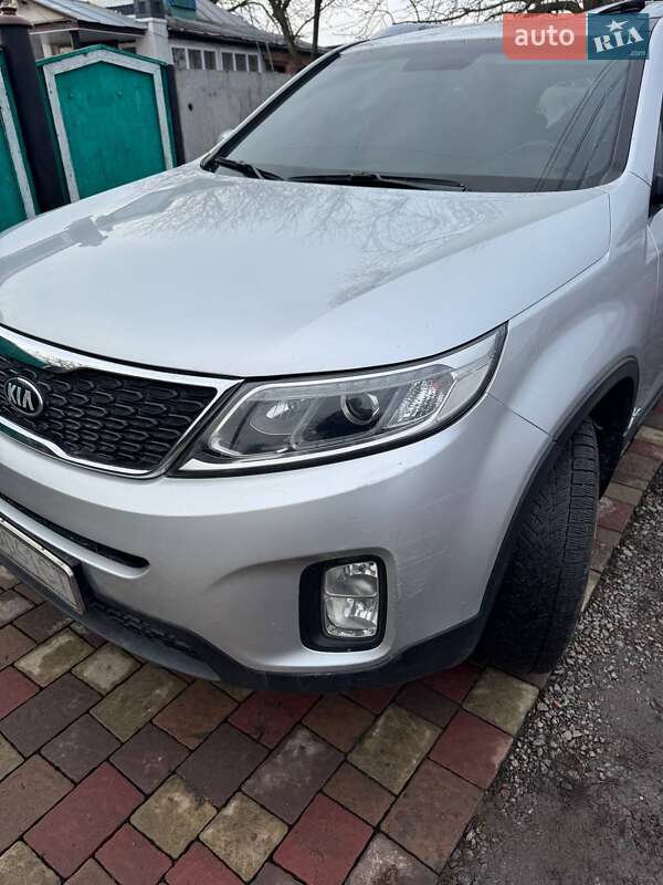 Внедорожник / Кроссовер Kia Sorento 2013 в Ромнах