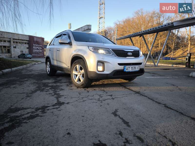 Внедорожник / Кроссовер Kia Sorento 2013 в Ивано-Франковске