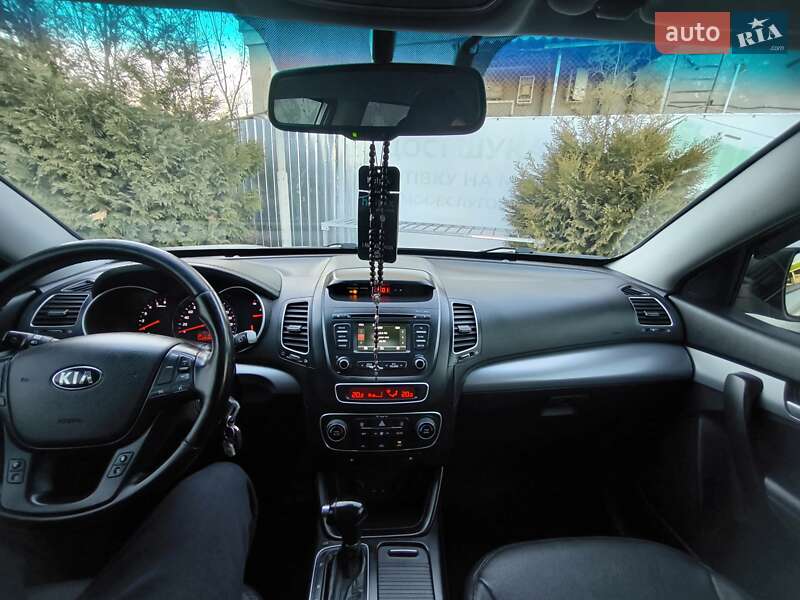 Внедорожник / Кроссовер Kia Sorento 2013 в Ивано-Франковске