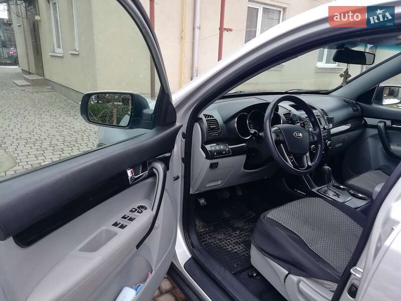 Внедорожник / Кроссовер Kia Sorento 2010 в Львове