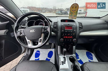 Позашляховик / Кросовер Kia Sorento 2011 в Коломиї