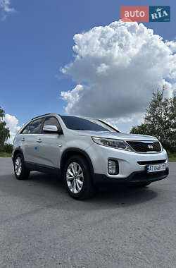 Позашляховик / Кросовер Kia Sorento 2012 в Івано-Франківську