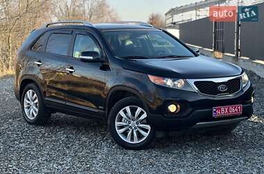 Позашляховик / Кросовер Kia Sorento 2011 в Івано-Франківську