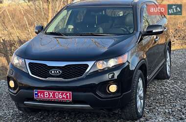 Позашляховик / Кросовер Kia Sorento 2011 в Івано-Франківську