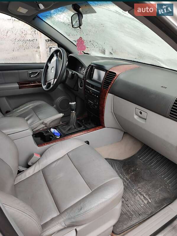 Позашляховик / Кросовер Kia Sorento 2003 в Чернівцях