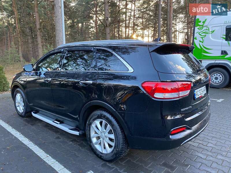 Внедорожник / Кроссовер Kia Sorento 2015 в Луцке
