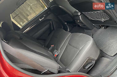 Позашляховик / Кросовер Kia Sorento 2014 в 
