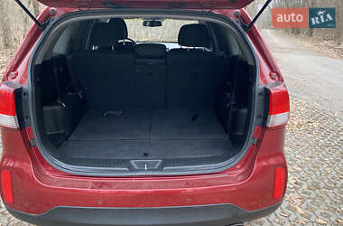 Позашляховик / Кросовер Kia Sorento 2014 в 