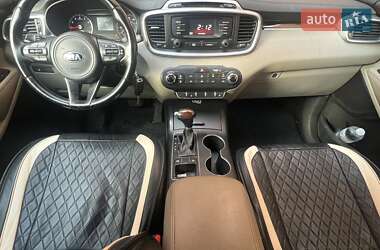 Внедорожник / Кроссовер Kia Sorento 2015 в 