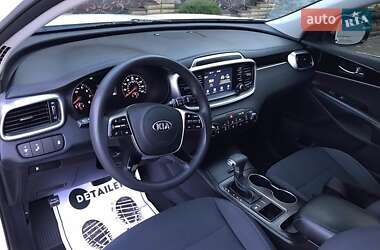 Внедорожник / Кроссовер Kia Sorento 2018 в 