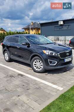 Внедорожник / Кроссовер Kia Sorento 2016 в 