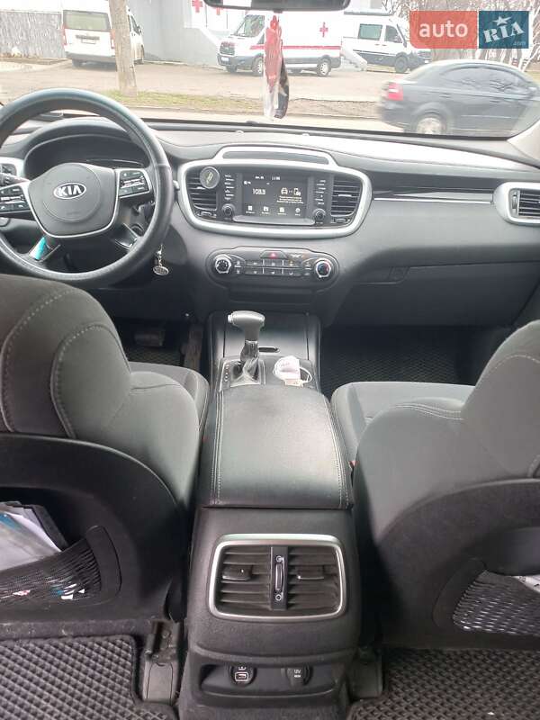 Внедорожник / Кроссовер Kia Sorento 2019 в Николаеве фото 6 Внедорожник / Кроссовер Kia Sorento 2019 в Николаеве