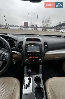 Внедорожник / Кроссовер Kia Sorento 2010 в 