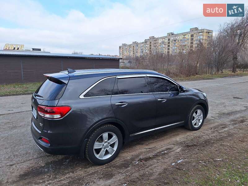 Позашляховик / Кросовер Kia Sorento 2015 в Кривому Розі