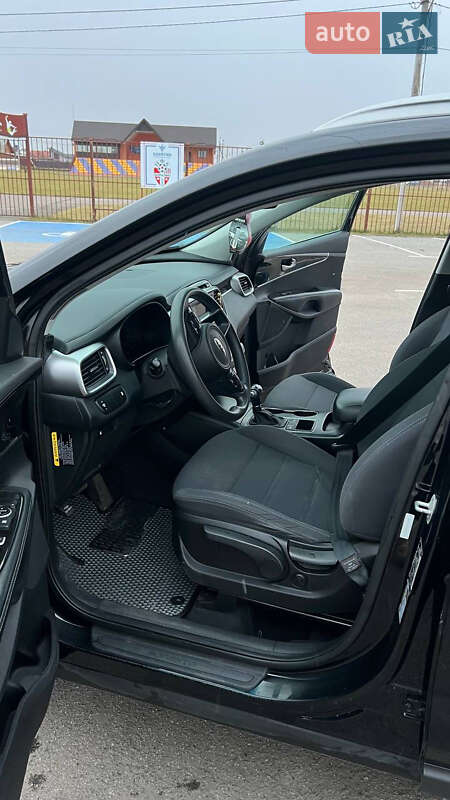 Позашляховик / Кросовер Kia Sorento 2016 в Луцьку