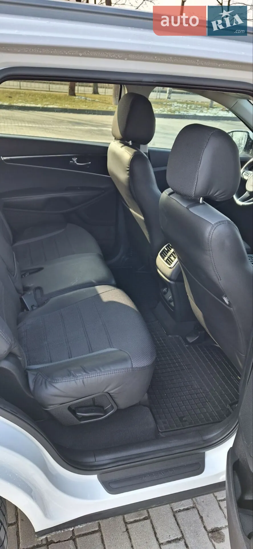 2015 Kia Sorento - мініатюра 11