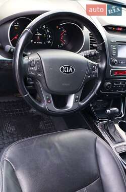 Внедорожник / Кроссовер Kia Sorento 2014 в 