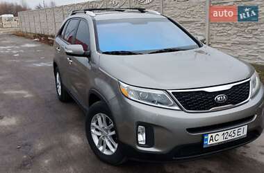 Внедорожник / Кроссовер Kia Sorento 2014 в 