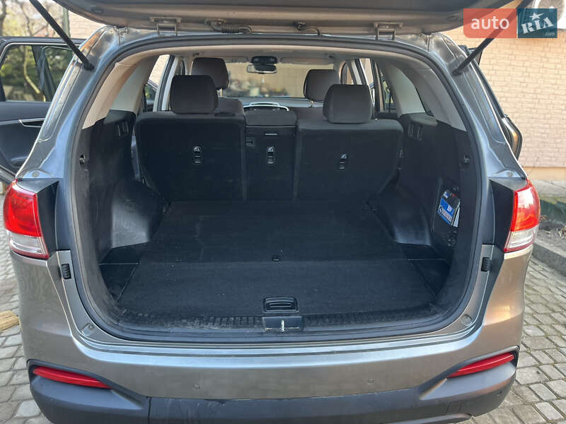 Внедорожник / Кроссовер Kia Sorento 2015 в Львове фото 9 Внедорожник / Кроссовер Kia Sorento 2015 в Львове