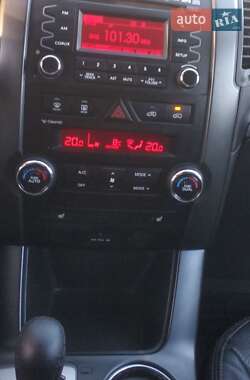 Внедорожник / Кроссовер Kia Sorento 2010 в 