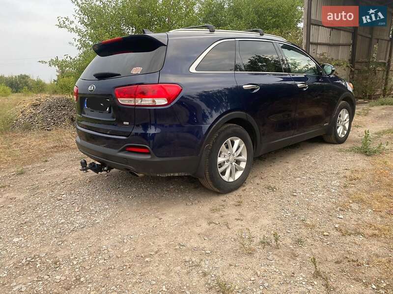 Позашляховик / Кросовер Kia Sorento 2016 в Тернополі
