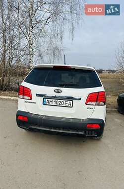 Внедорожник / Кроссовер Kia Sorento 2012 в 