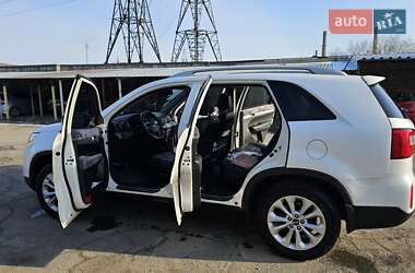 Внедорожник / Кроссовер Kia Sorento 2012 в 