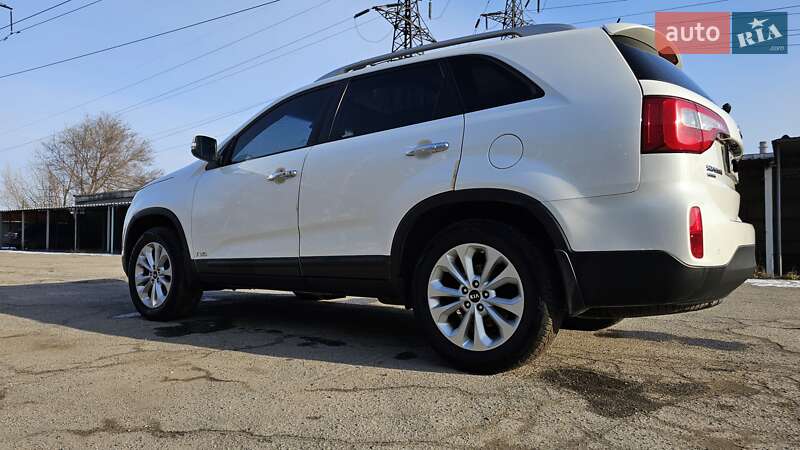 Внедорожник / Кроссовер Kia Sorento 2012 в Днепре