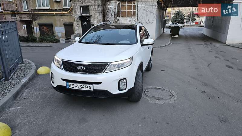 Внедорожник / Кроссовер Kia Sorento 2012 в Днепре