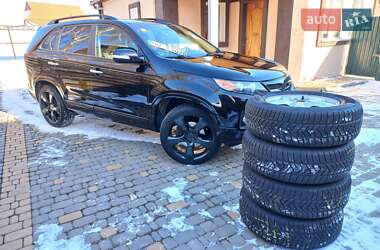 Внедорожник / Кроссовер Kia Sorento 2012 в Макарове