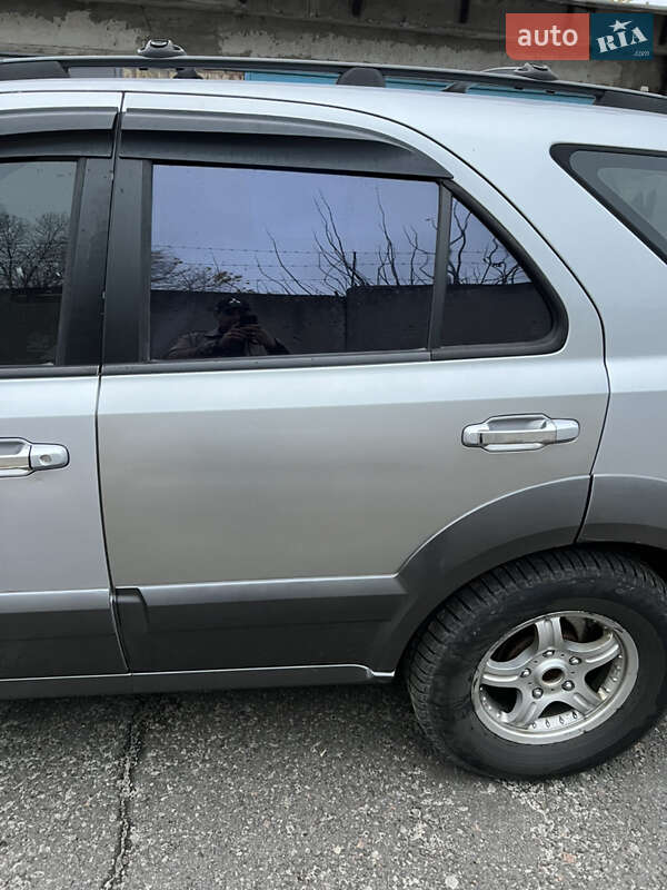 Позашляховик / Кросовер Kia Sorento 2004 в Києві