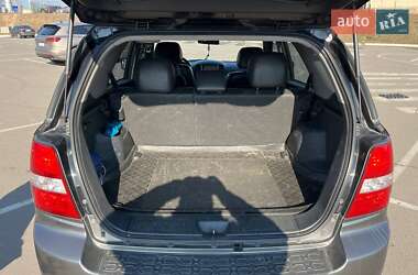 Позашляховик / Кросовер Kia Sorento 2009 в 