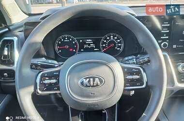 Внедорожник / Кроссовер Kia Sorento 2021 в 