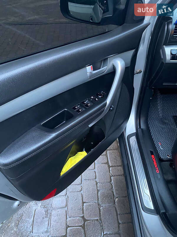 Внедорожник / Кроссовер Kia Sorento 2012 в Киеве