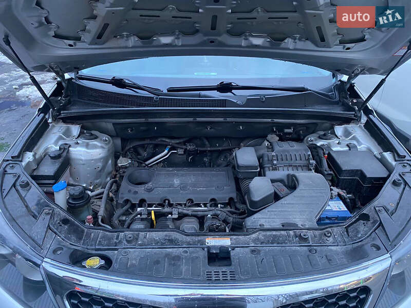 Внедорожник / Кроссовер Kia Sorento 2012 в Киеве