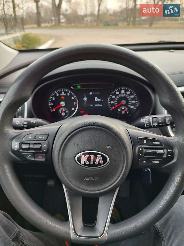 Внедорожник / Кроссовер Kia Sorento 2016 в Емильчине фото 17 Внедорожник / Кроссовер Kia Sorento 2016 в Емильчине