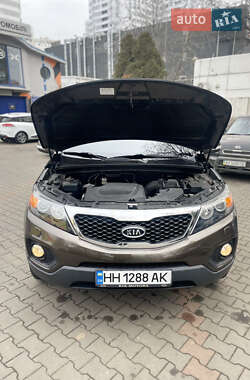 Позашляховик / Кросовер Kia Sorento 2011 в Одесі