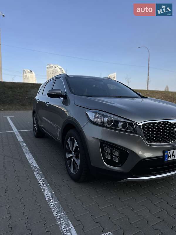 Позашляховик / Кросовер Kia Sorento 2015 в Києві