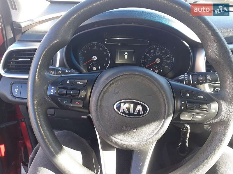 Позашляховик / Кросовер Kia Sorento 2016 в Турці