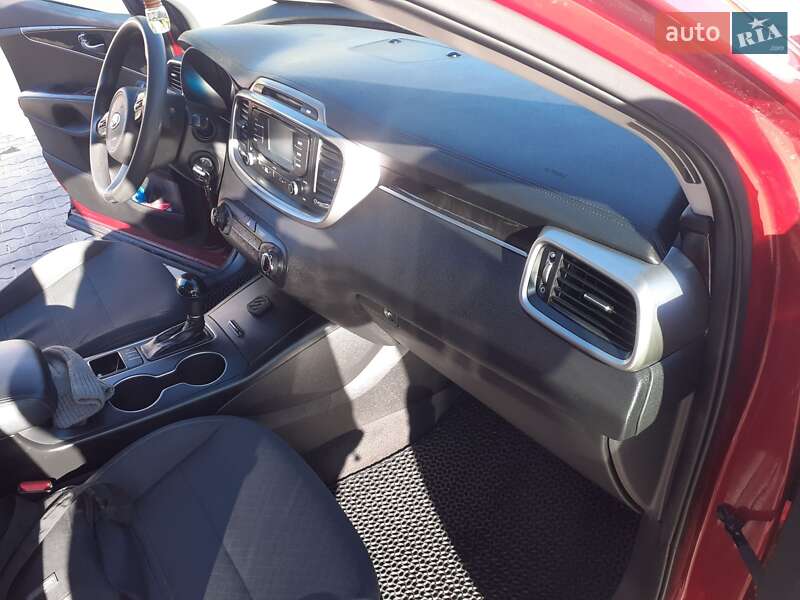 Позашляховик / Кросовер Kia Sorento 2016 в Турці