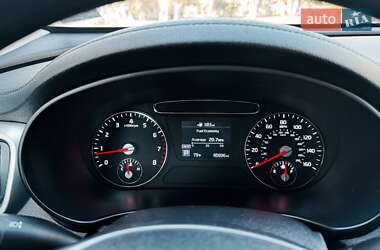 Позашляховик / Кросовер Kia Sorento 2020 в 