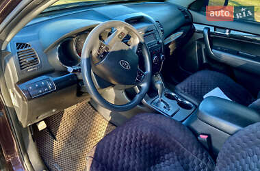 Внедорожник / Кроссовер Kia Sorento 2010 в 