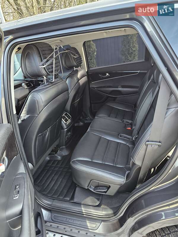 Внедорожник / Кроссовер Kia Sorento 2015 в Тернополе